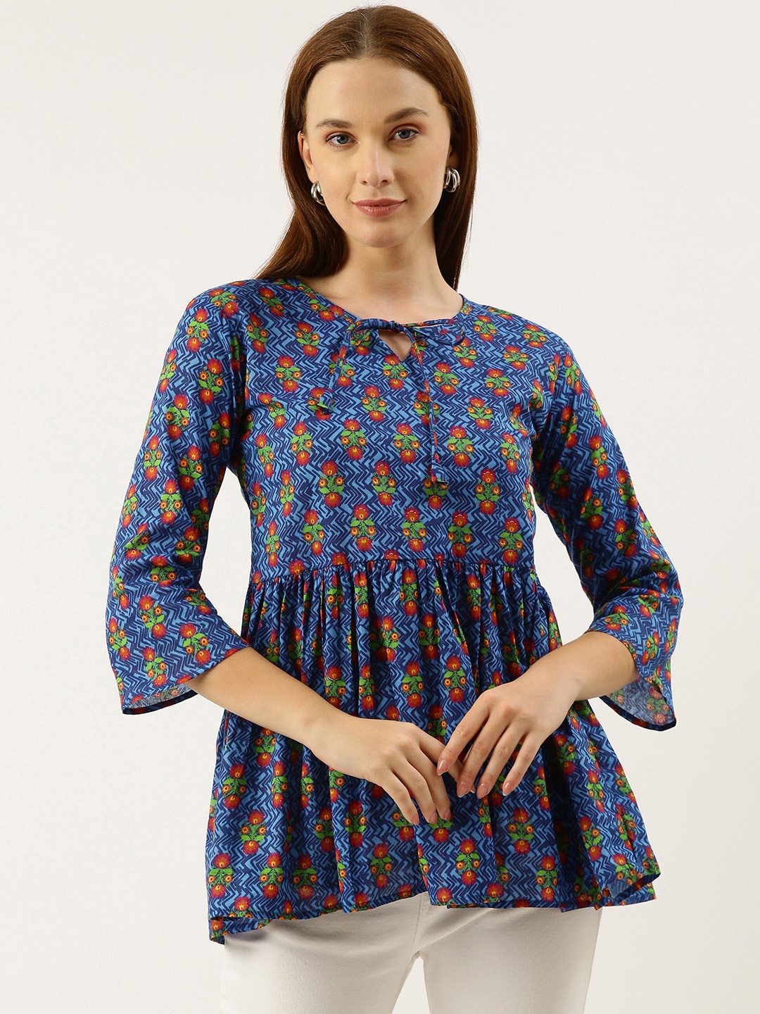 

RACHNA Floral Printed Kurti, Blue