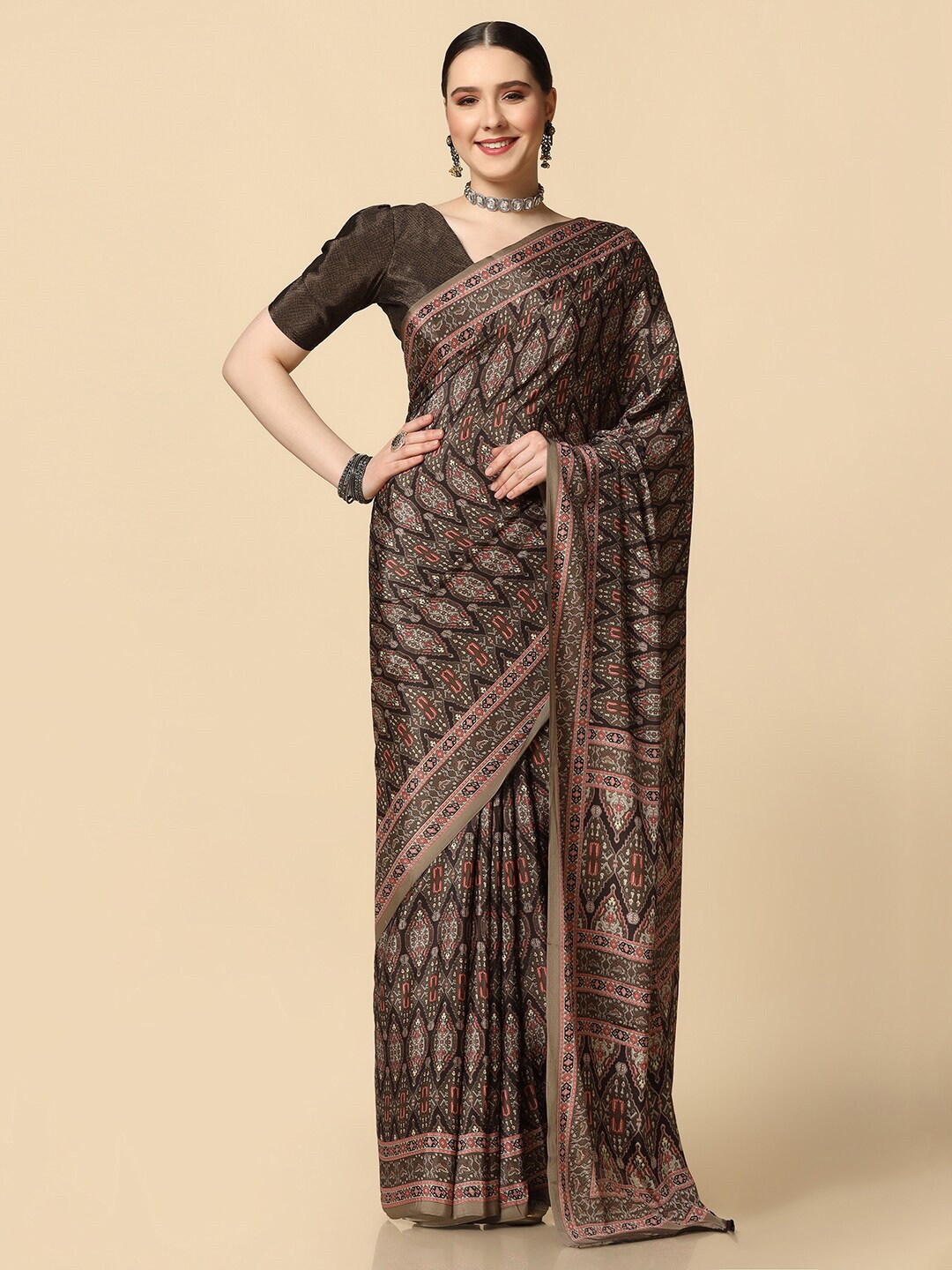 

Satrani Ethnic Motifs Printed Saree, Brown