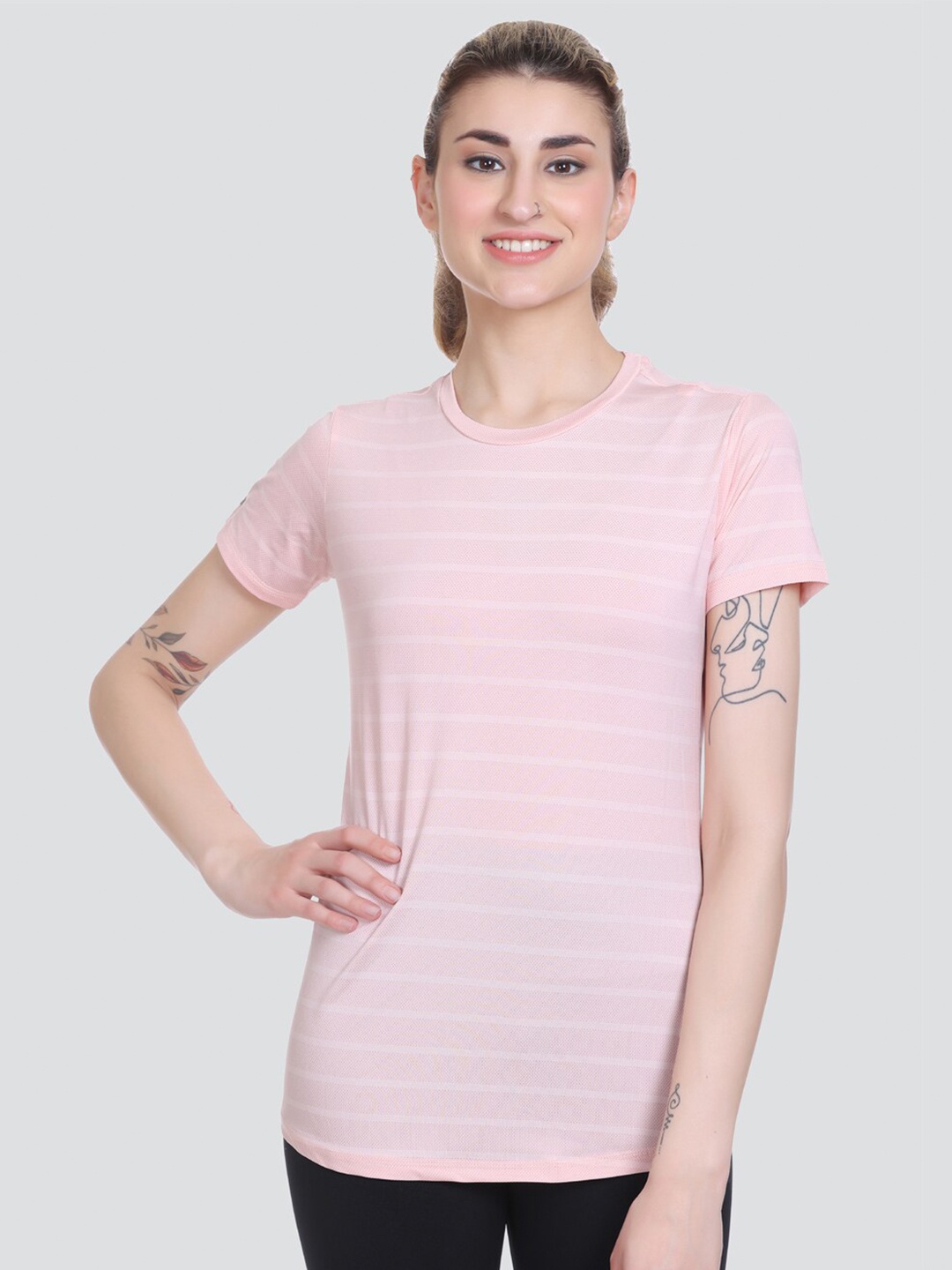 

AGON Vertical Striped Sports Round Neck T-shirt, Pink