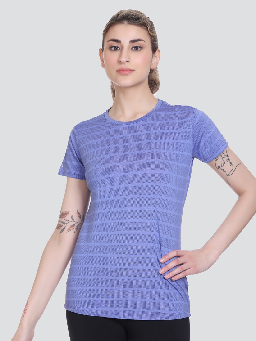 

AGON Striped Round Neck T-shirt, Purple