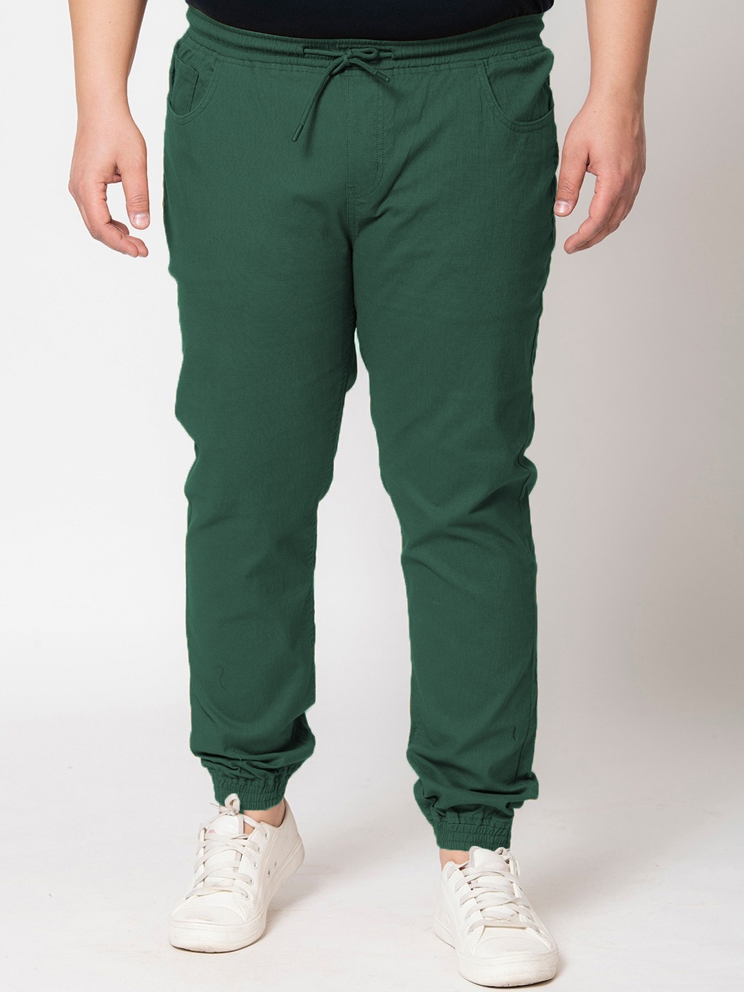 

IVOC Plus Men Mid-Rise Pure Cotton Joggers, Green