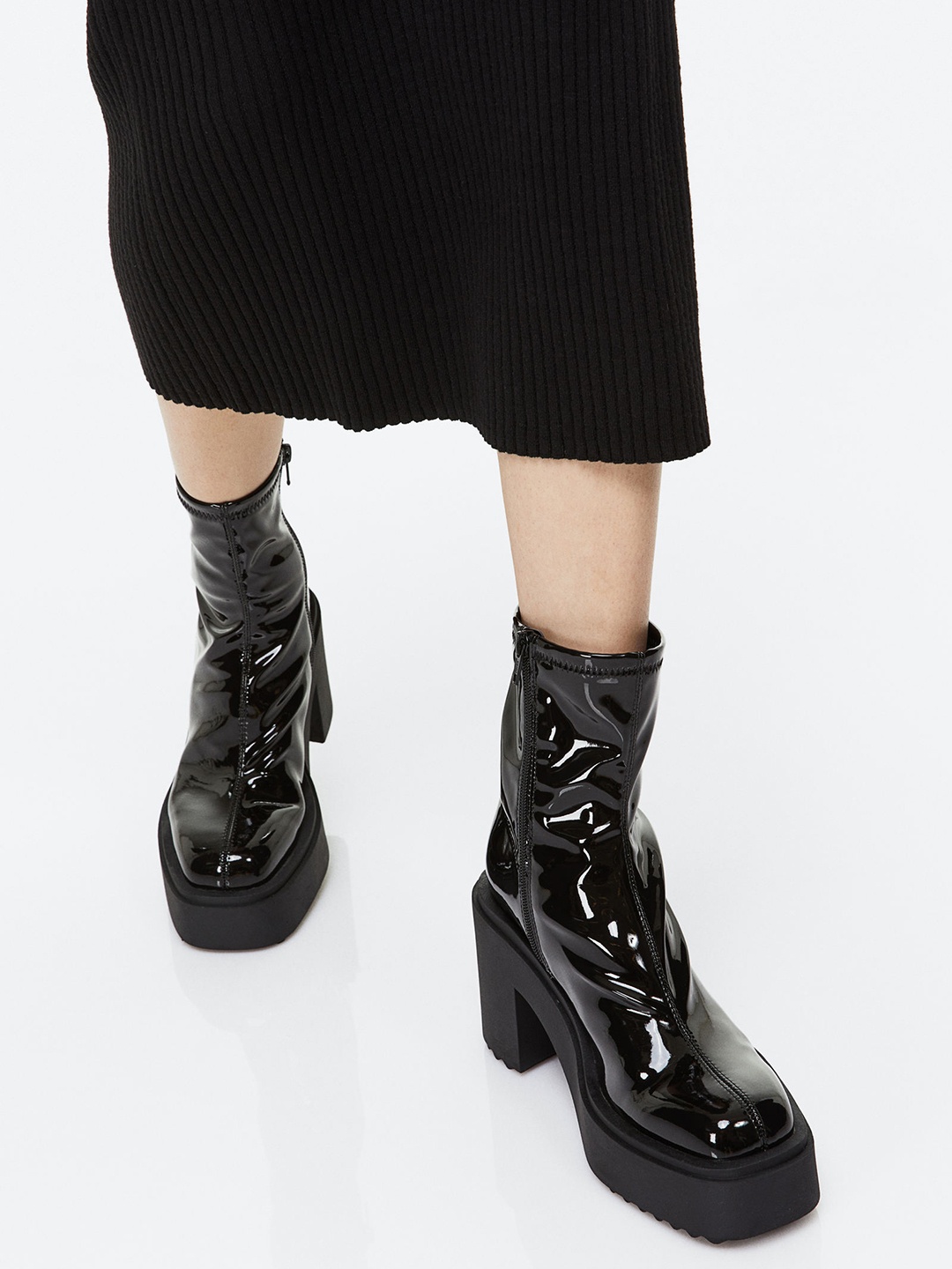 

H&M Women chunky Heeled Boots, Black