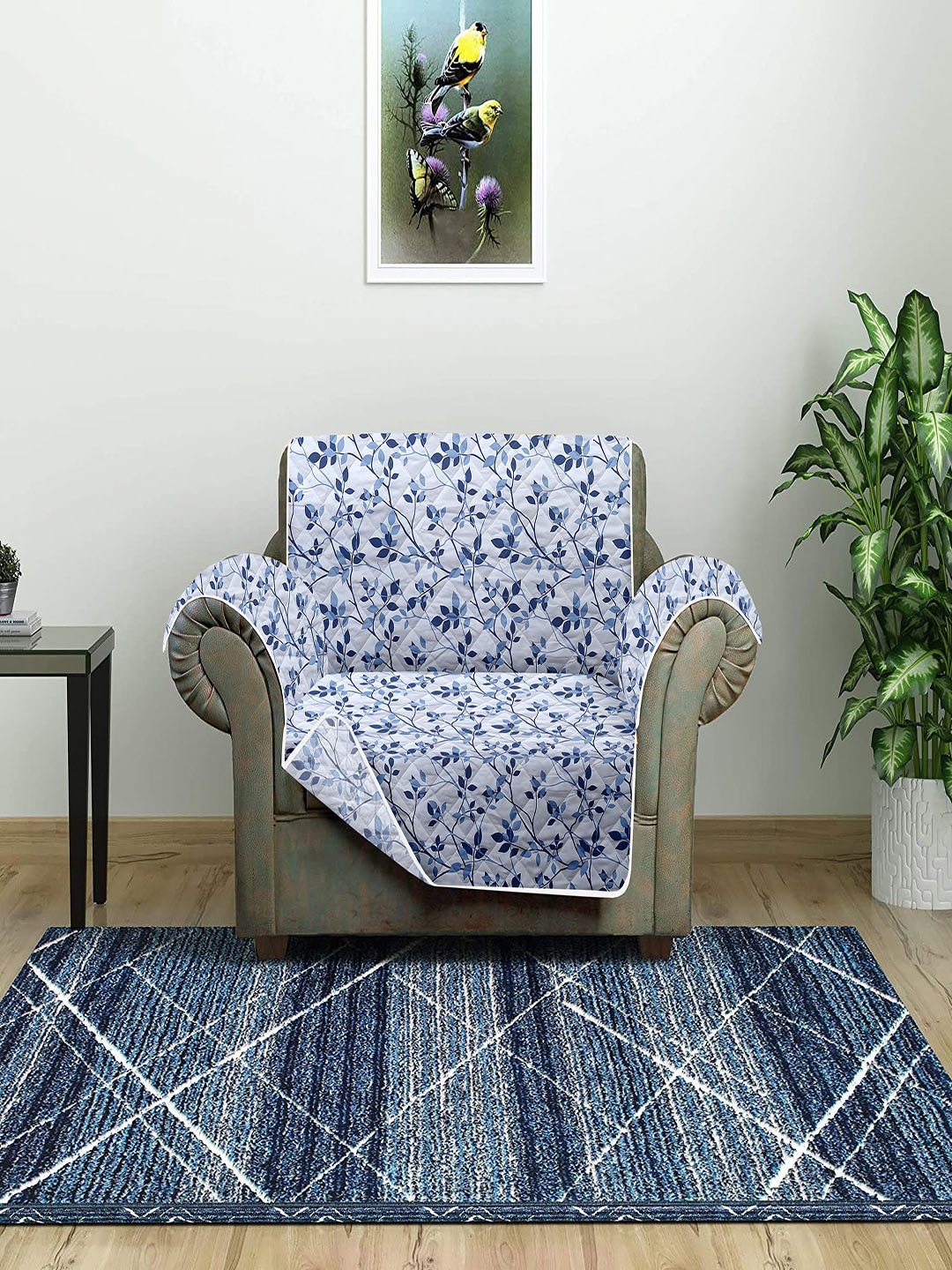 

Cortina Blue & White Printed 1-Seater Reversible Sofa Cover With Arm Rest