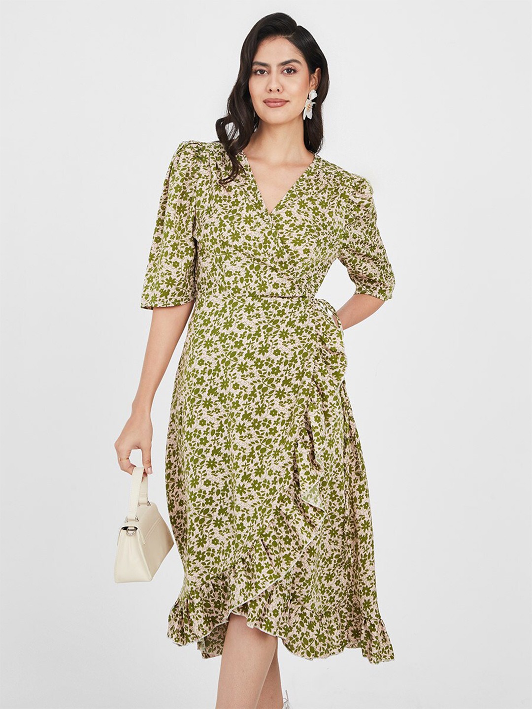 

Styli Green Floral Printed V-Neck Ruffle-Detail Midi Dress