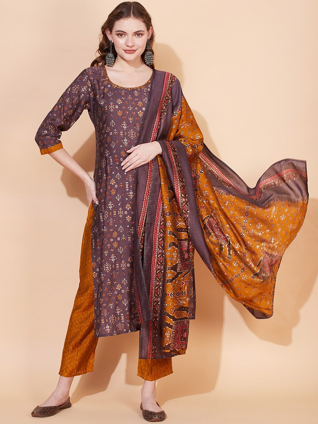 

FASHOR Ethnic Motifs Printed Thread Work Kurta with Trousers & Dupatta, Mauve
