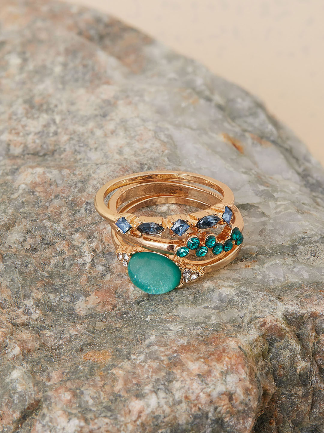 

Accessorize Set of 3 Stone-Studded Alloy Finger Ring, Green