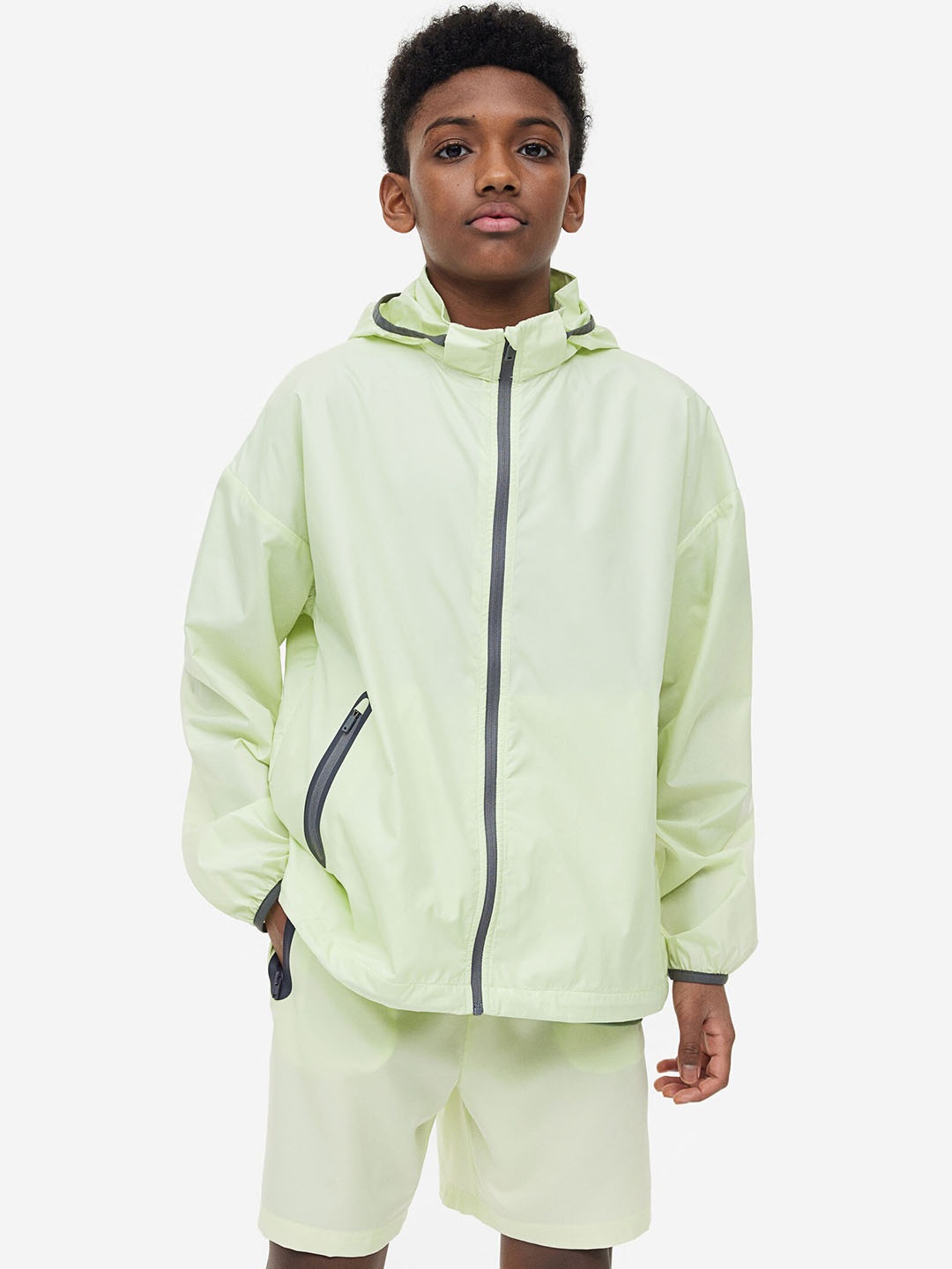 

H&M Boys DryMove Sports Shorts, Green