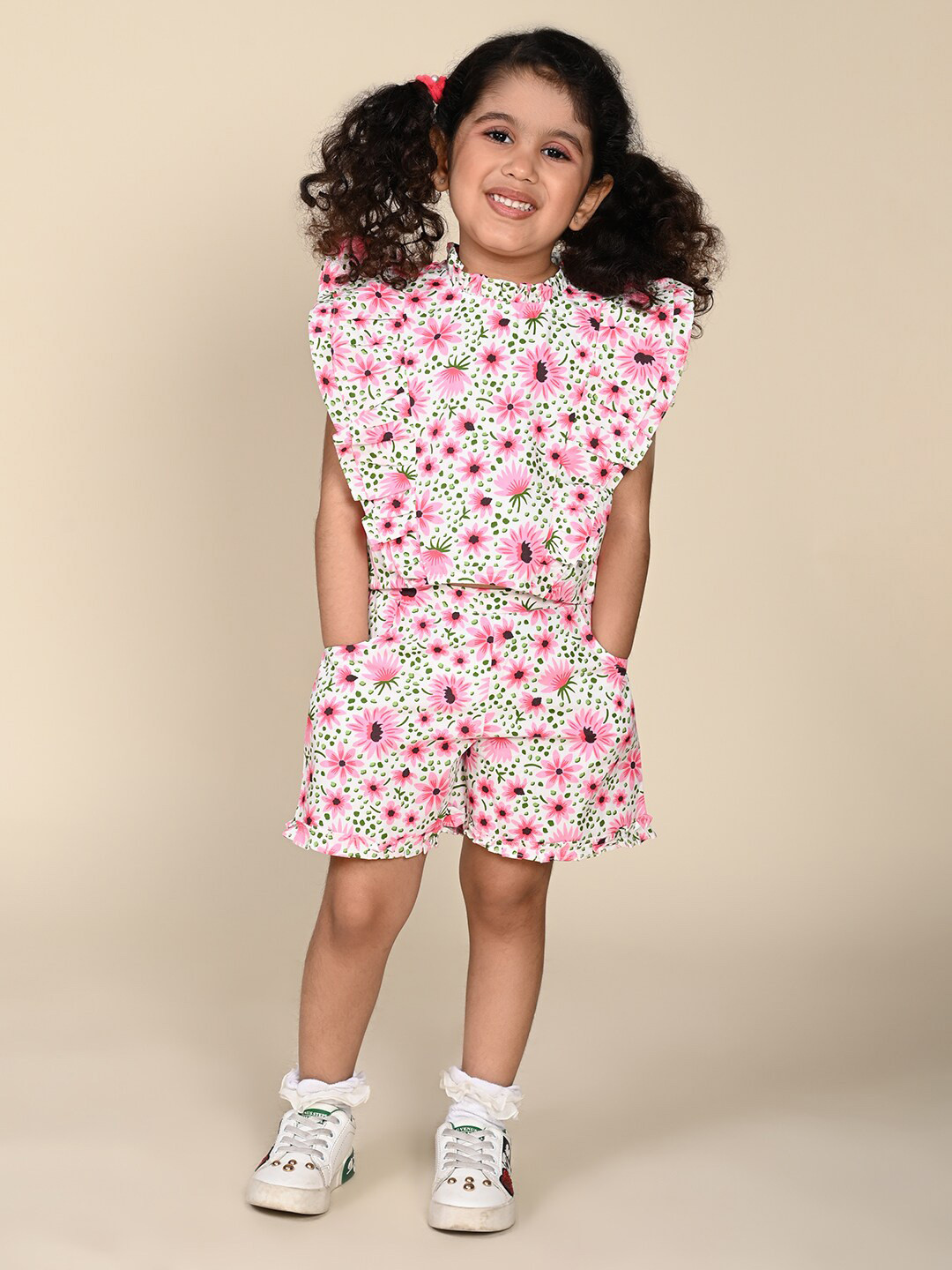 

LIL PITAARA Girls Floral Printed Pure Cotton High Neck Top with Shorts Clothing Set, Pink