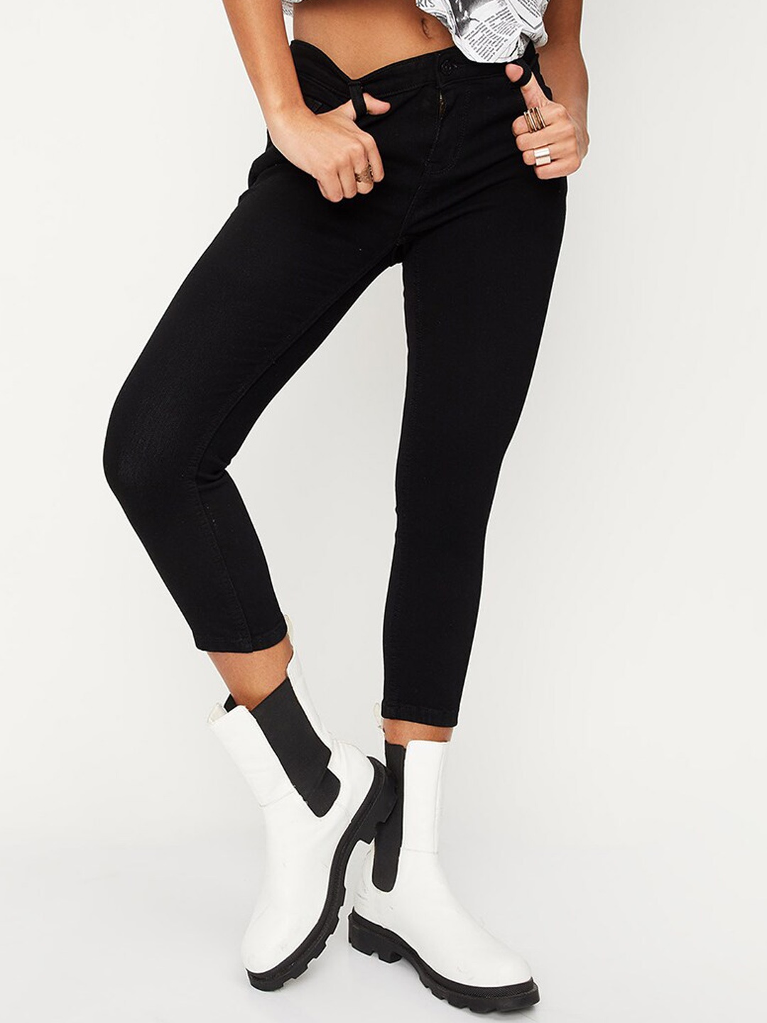 

max Women Mid-Rise Skinny Fit Jeans, Black