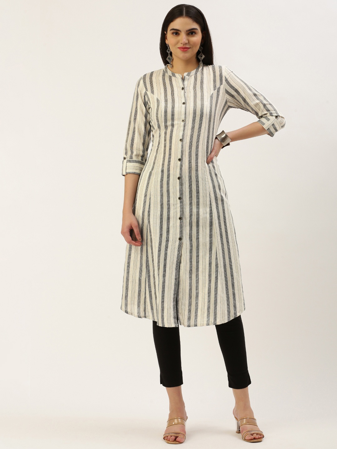 

AMUKTI Striped Pathani Kurta, Beige