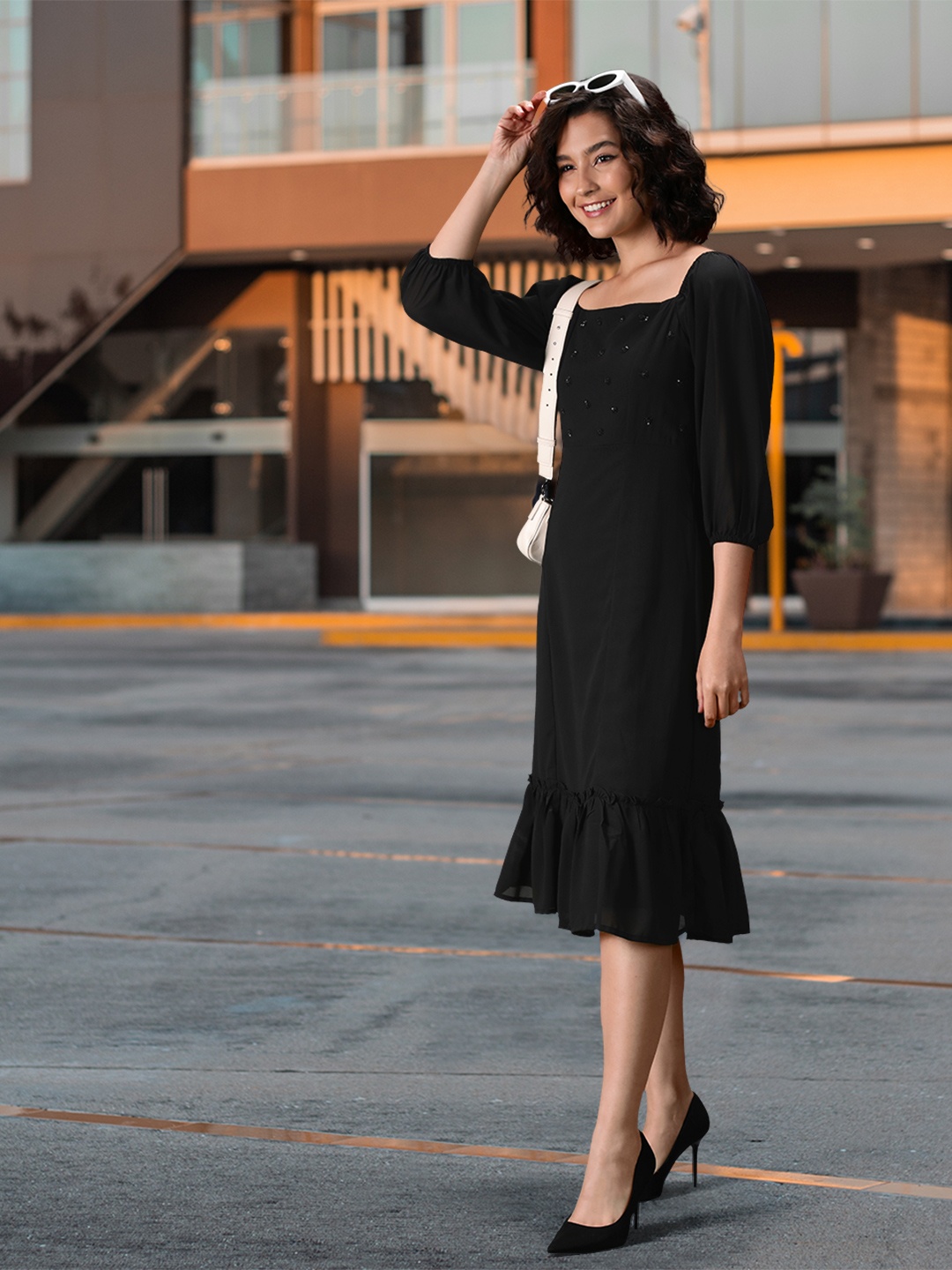 

AND Square Neck Puff Sleeve Sequined A-Line Midi Dress, Black