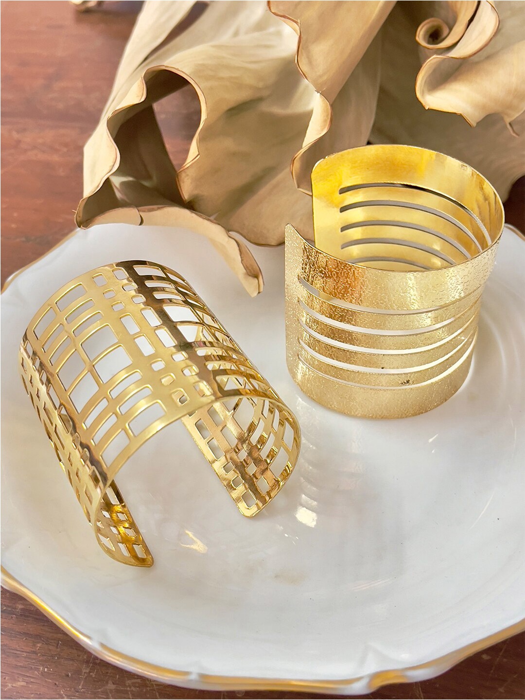 

Ayesha Set Of 2 Cuff Bracelets, Gold