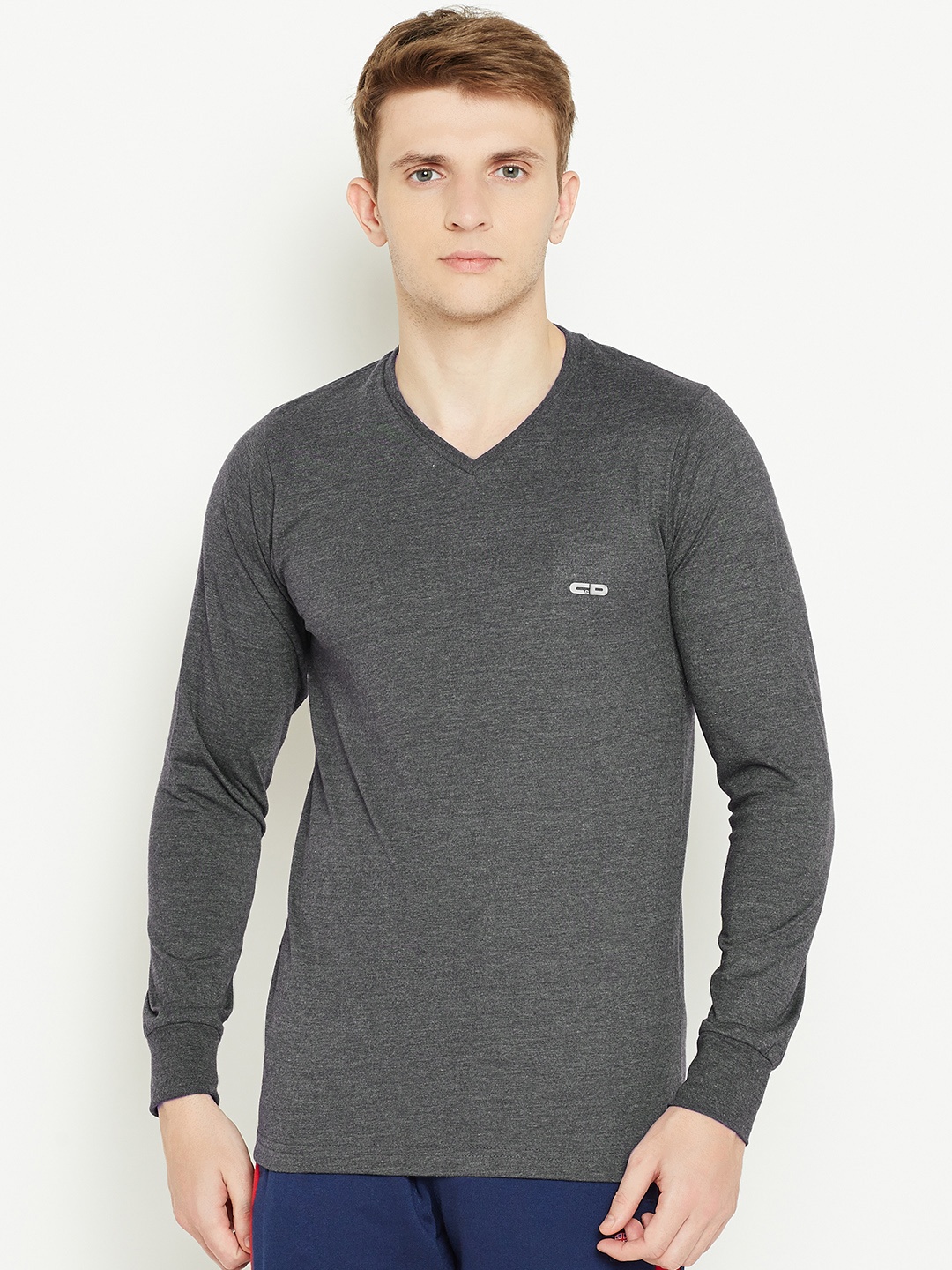 

Cloak & Decker by Monte Carlo Men Charcoal Grey Solid V-Neck T-shirt