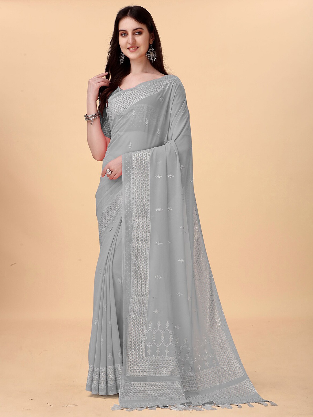 

Anjaneya Sarees Floral Silk Blend Saree, Grey