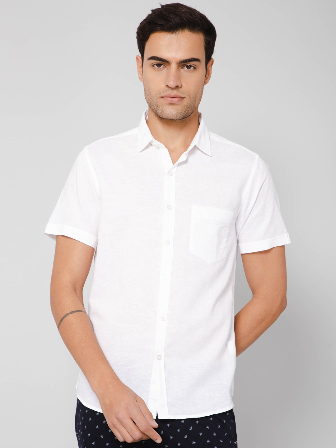 

Cantabil Spread Collar Cotton Opaque Casual Shirt, White