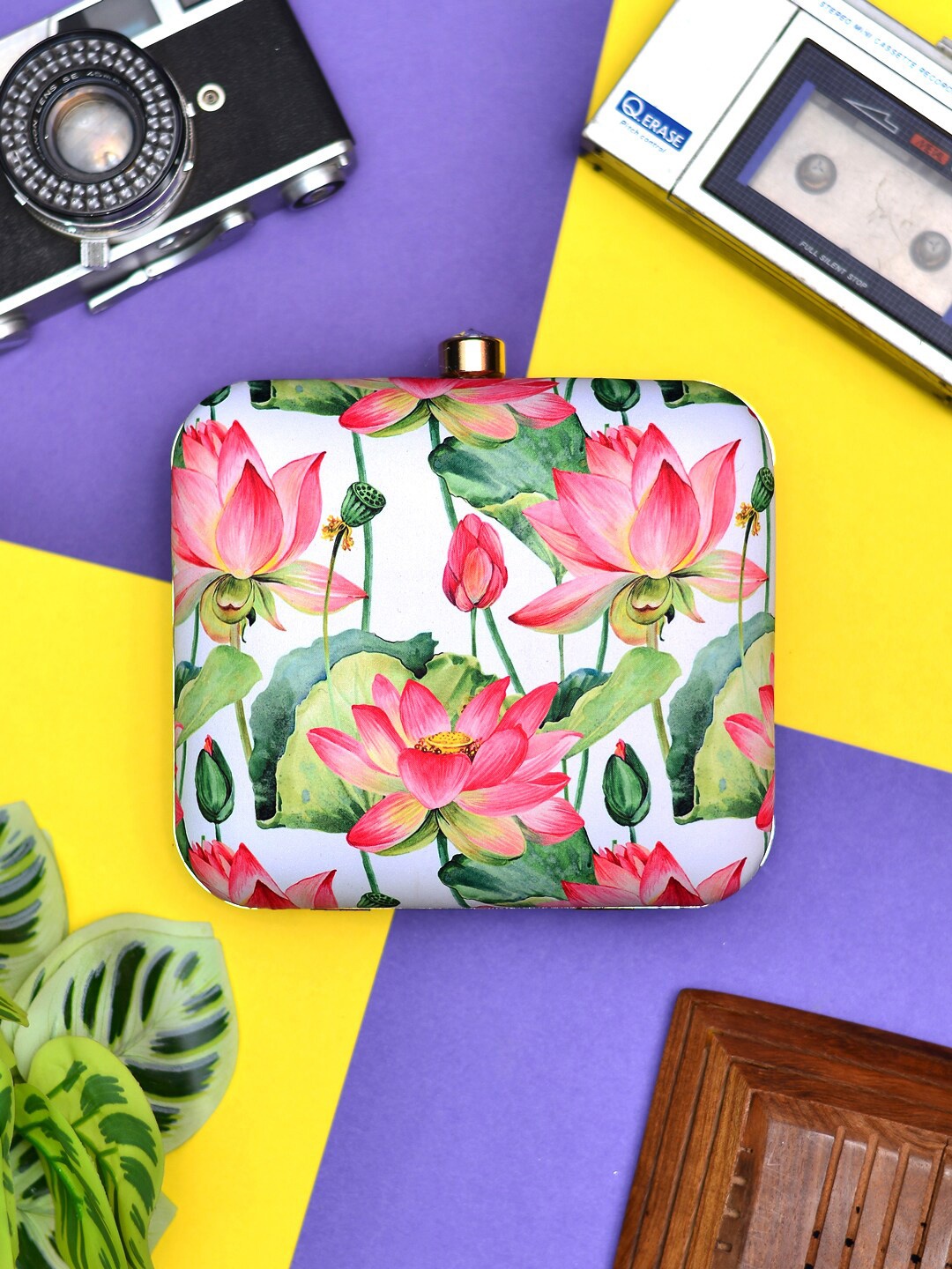 

ARTKLIM Printed Box Clutch, White