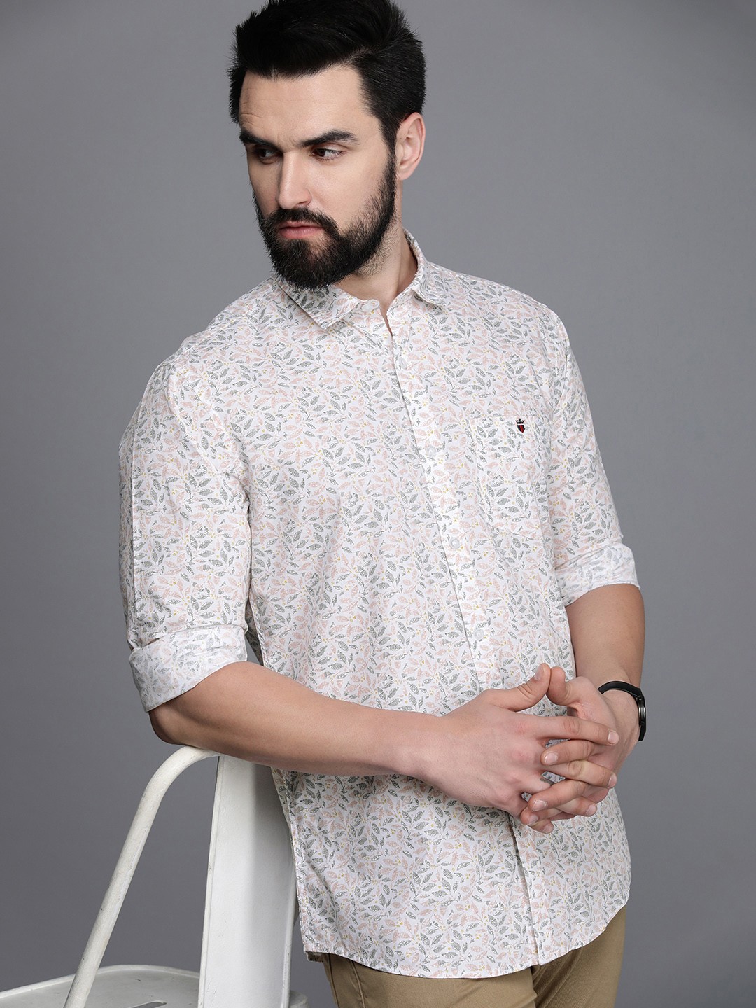 

Louis Philippe Jeans Men Pure Cotton Tropical Printed Slim Fit Casual Shirt, White