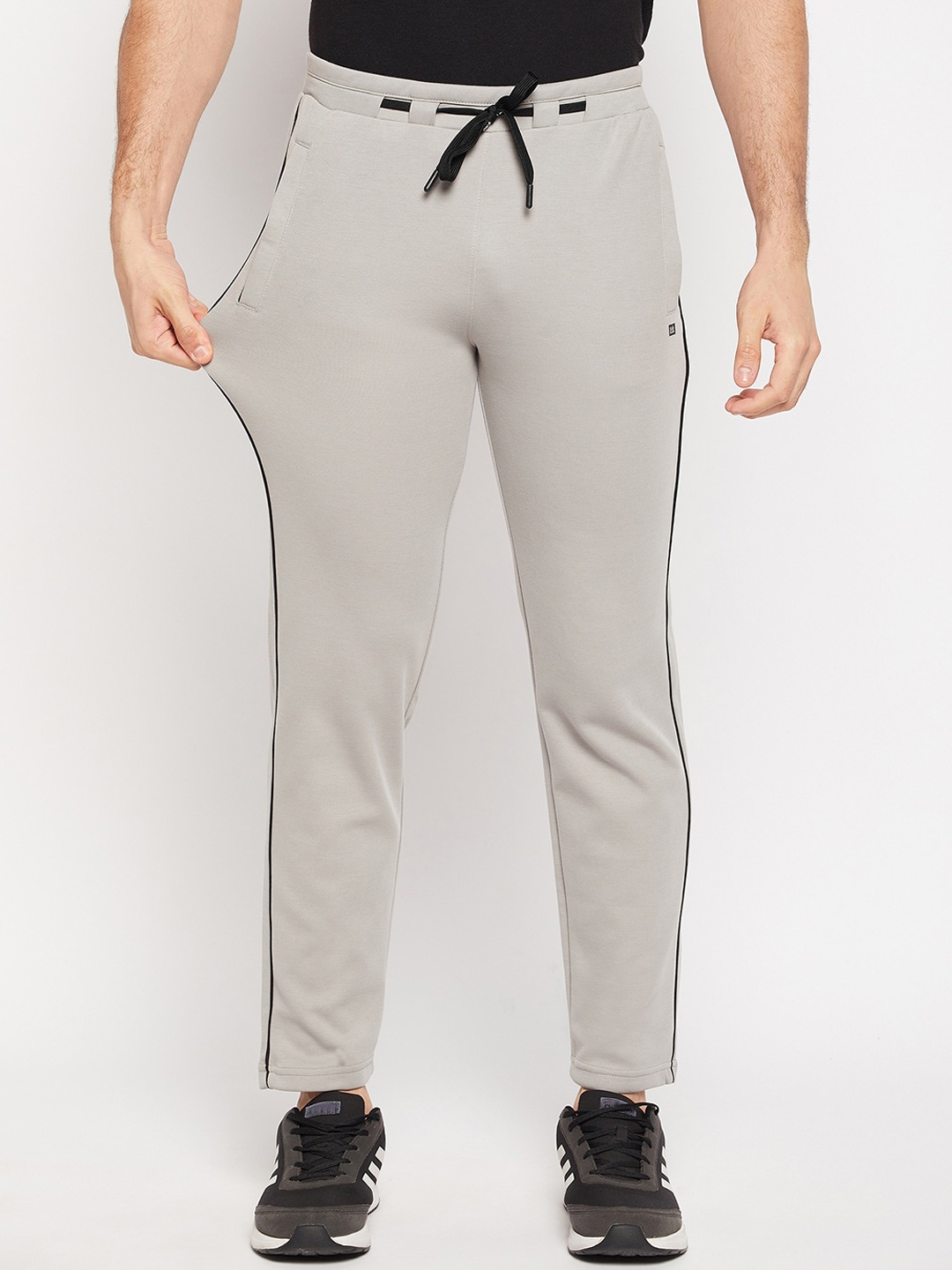 

Okane Men Regular Fit Mid-Rise Track Pants, Grey