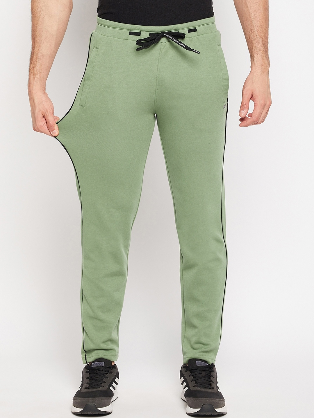 

Okane Men Regular Fit Mid-Rise Track Pants, Green