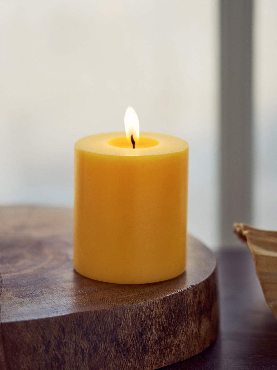 

Pure Home and Living Yellow Magnolia Jasmine Pillar Medium Candle