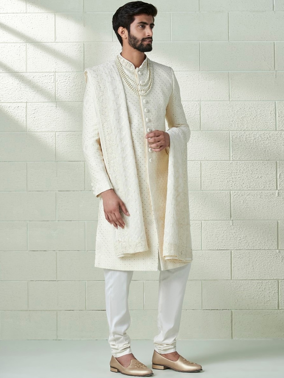 

Manyavar Men Embroidered Traditional Sherwani Set, Cream