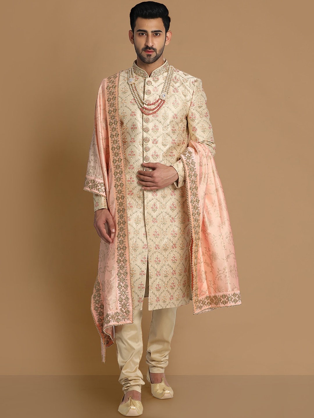 

Manyavar Self-Design Sherwani Set, Beige