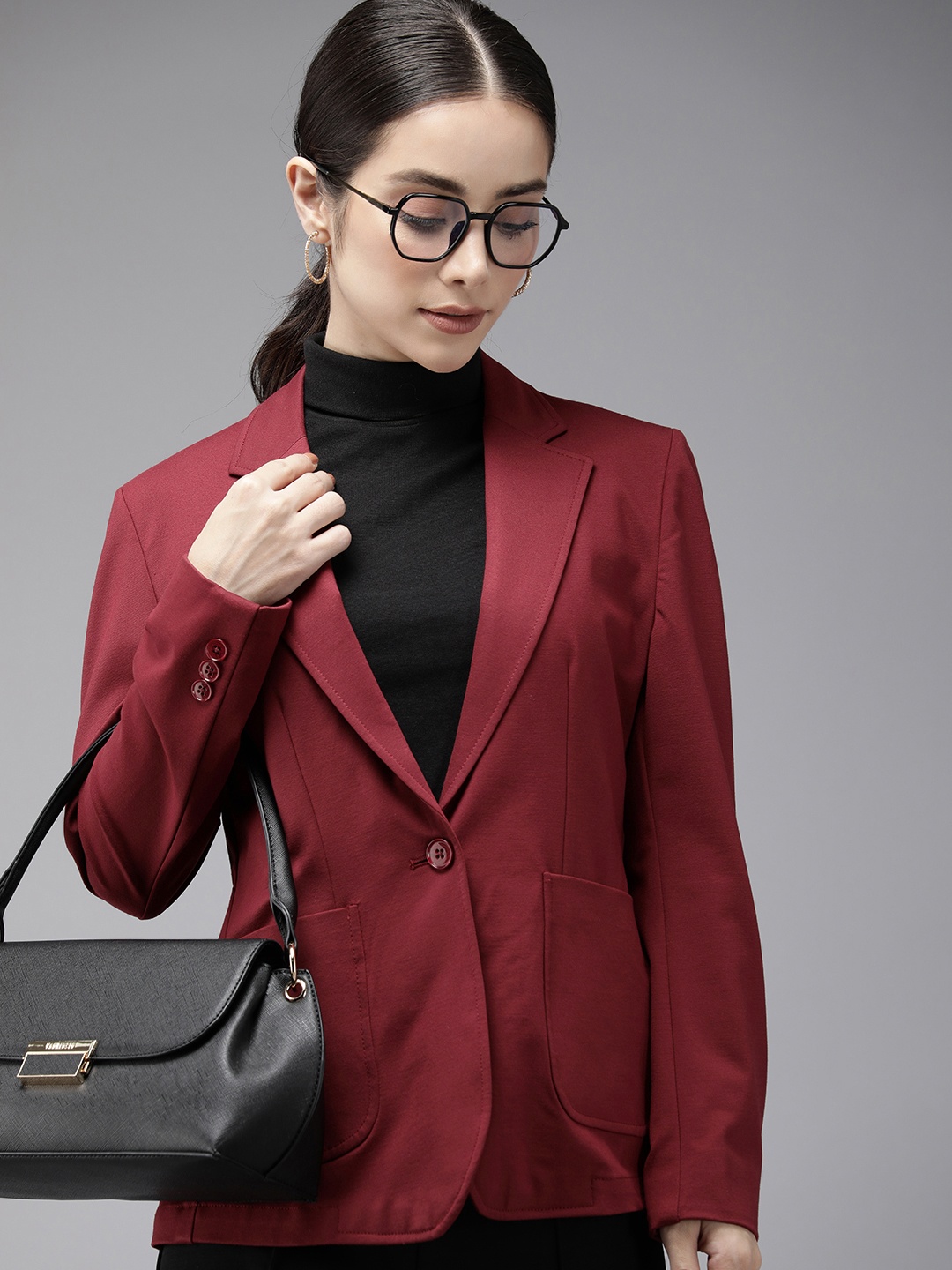 

Van Heusen Woman Solid Single Breasted Regular Fit Formal Blazer, Maroon