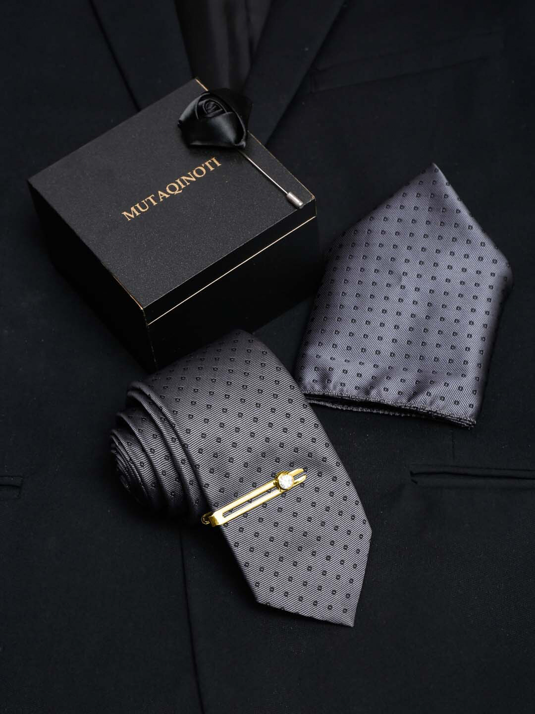 

MUTAQINOTI Men Accessory Gift Set, Grey