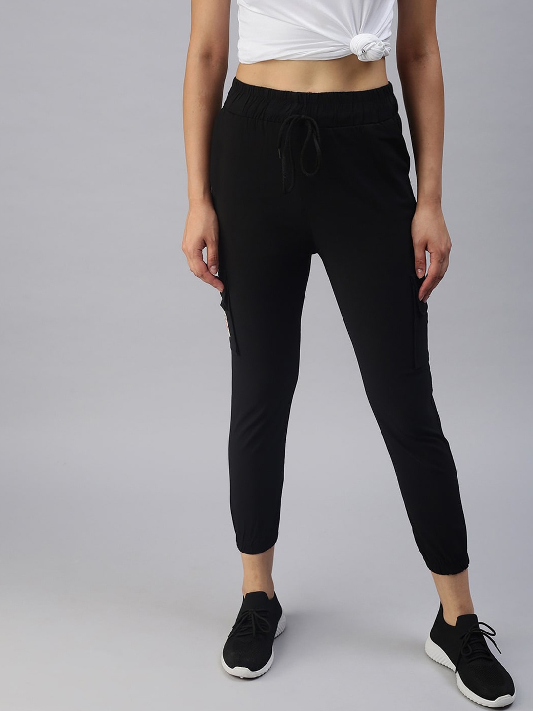 

SHOWOFF Women High-Rise Joggers, Black