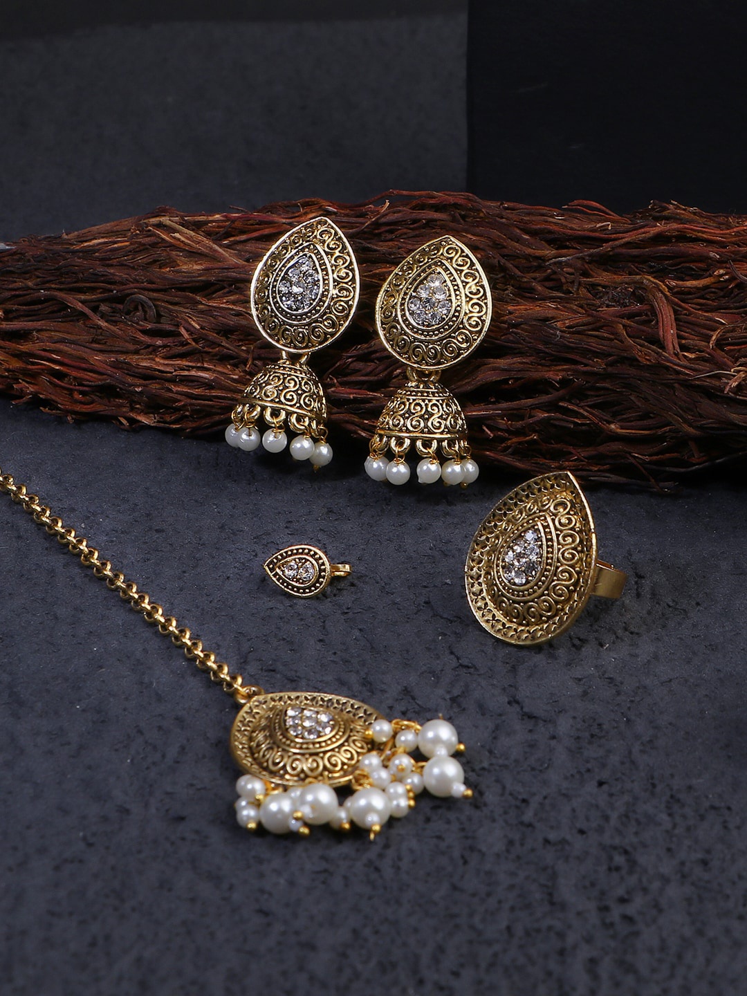 

Adwitiya Collection Gold-Plated Stone-Studded & Beaded Jewellery Set, White