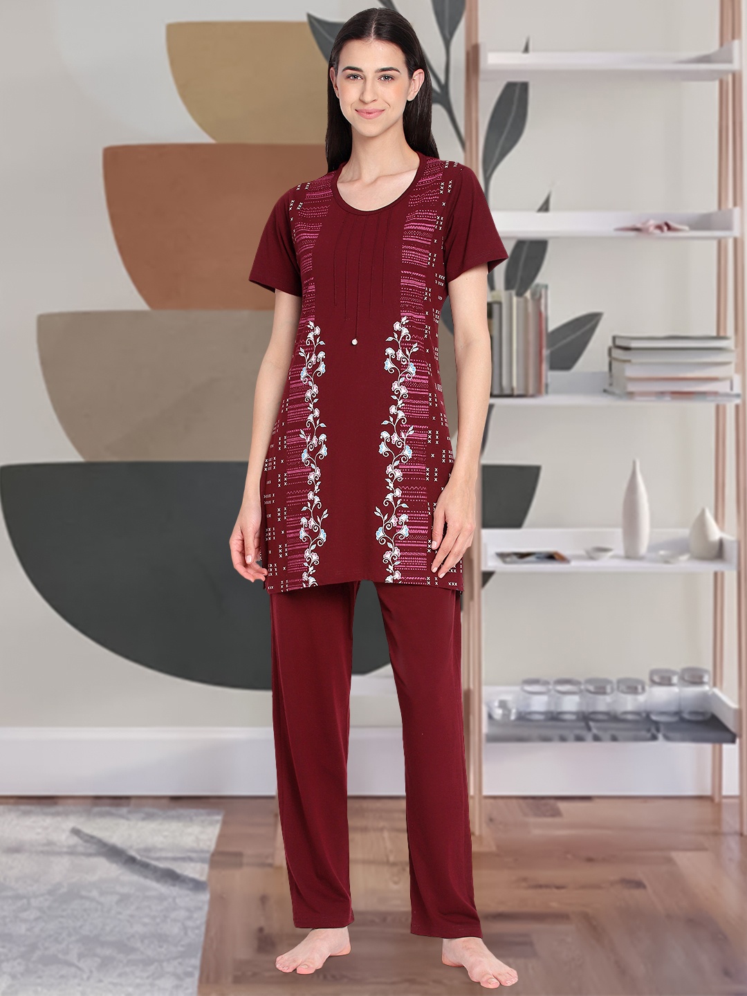 

Duchess Floral Printed Night Suit, Maroon