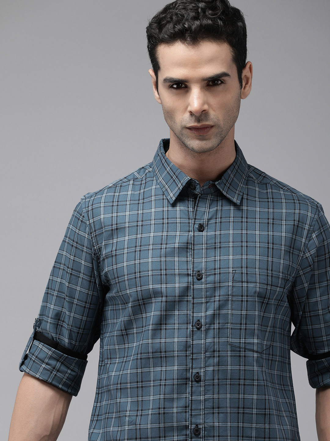 

Roadster Slim Fit Opaque Checked Casual Shirt, Blue