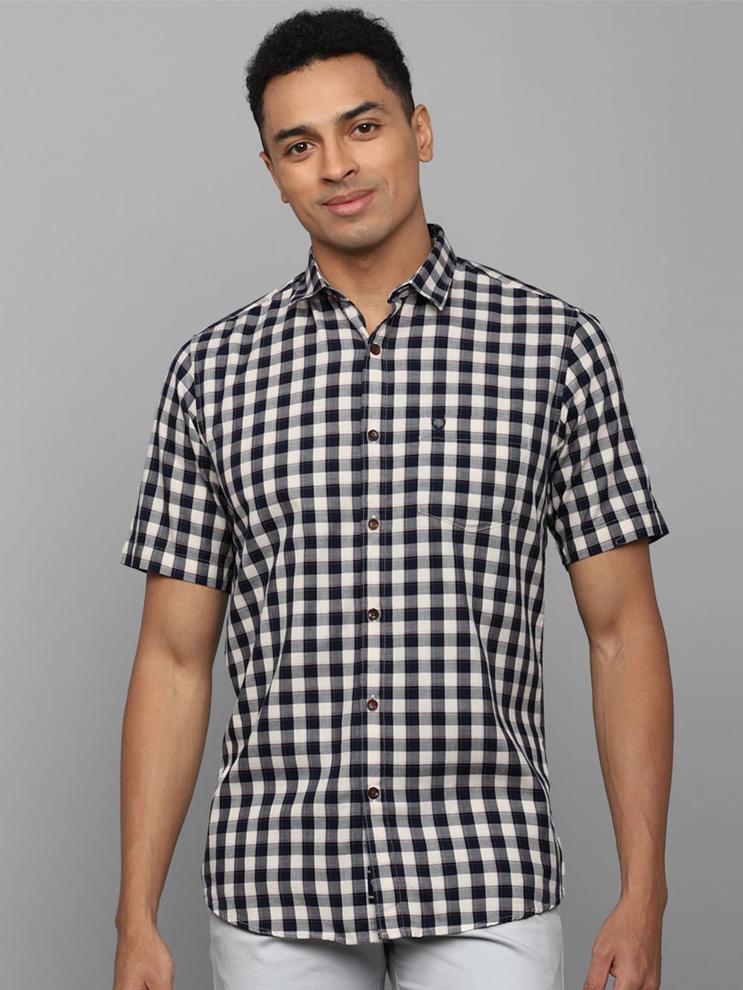 

Allen Solly Gingham Checked Spread Collar Slim Fit Pure Cotton Casual Shirt, Black