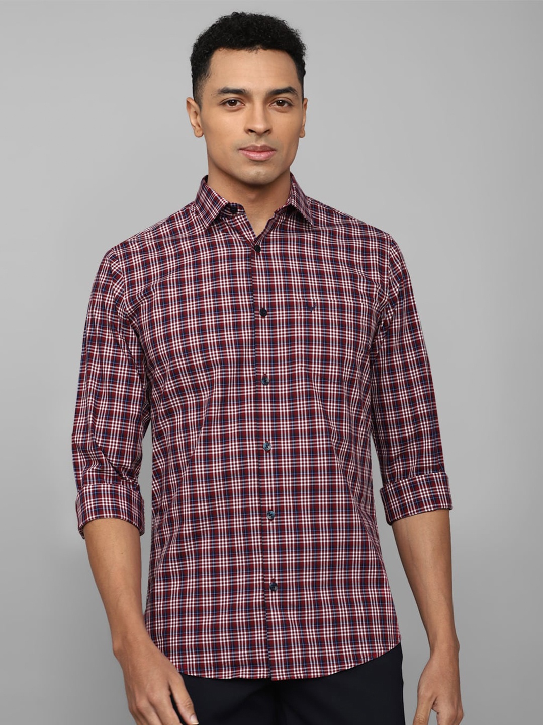 

Allen Solly Men Tartan Checked Cotton Slim Fit Opaque Casual Shirt, Maroon