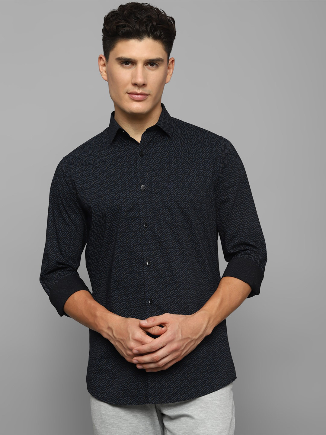 

Allen Solly Printed Slim Fit Long Sleeves Casual Shirt, Black