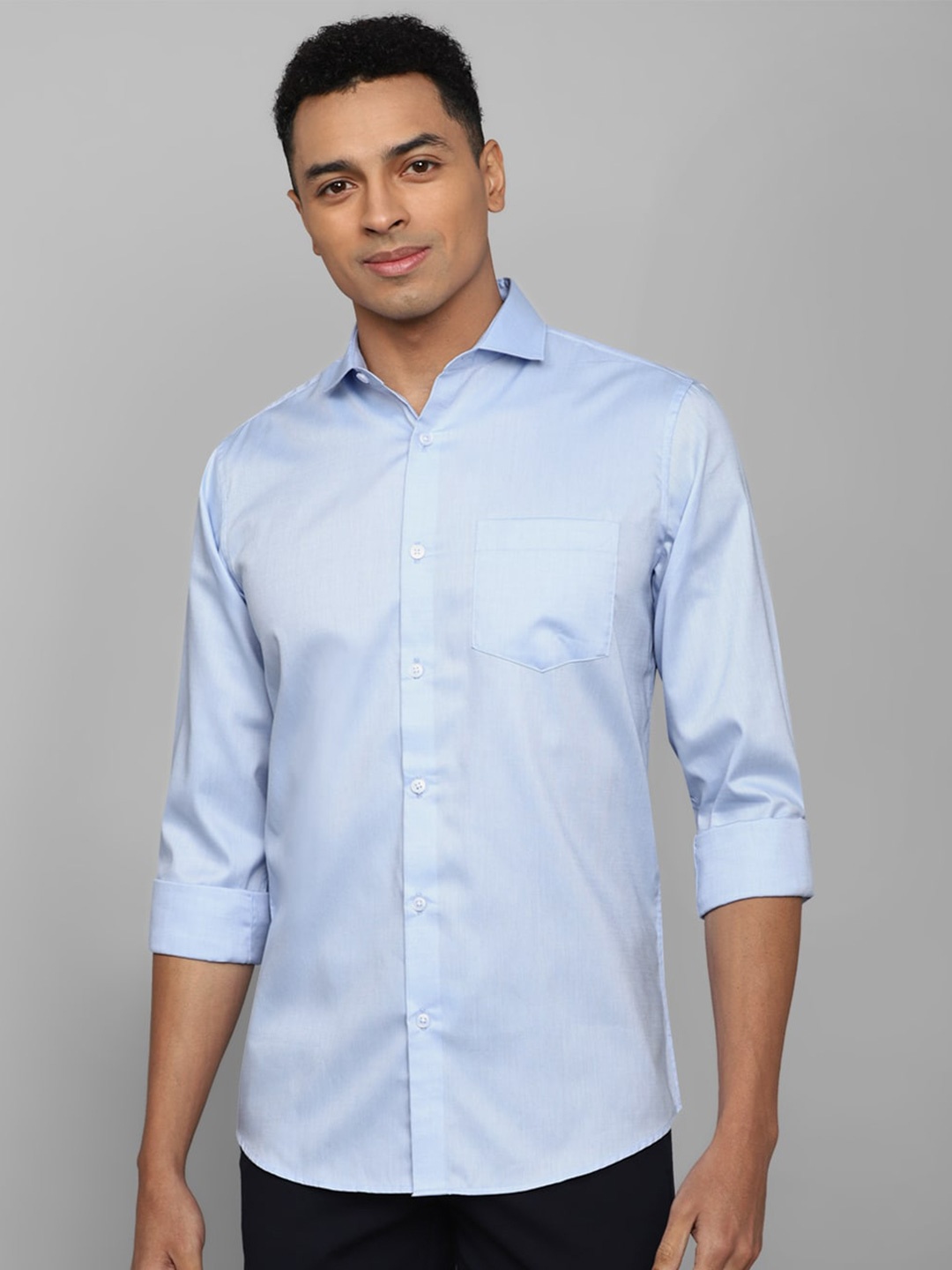 

Allen Solly Spread Collar Long Sleeves Slim Fit Pure Cotton Casual Shirt, Blue