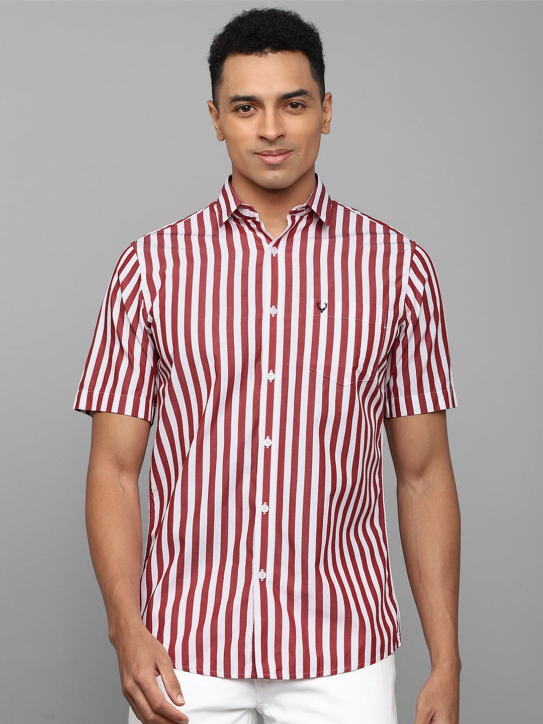 

Allen Solly Slim Fit Opaque Vertical Stripes Striped Casual Shirt, Maroon