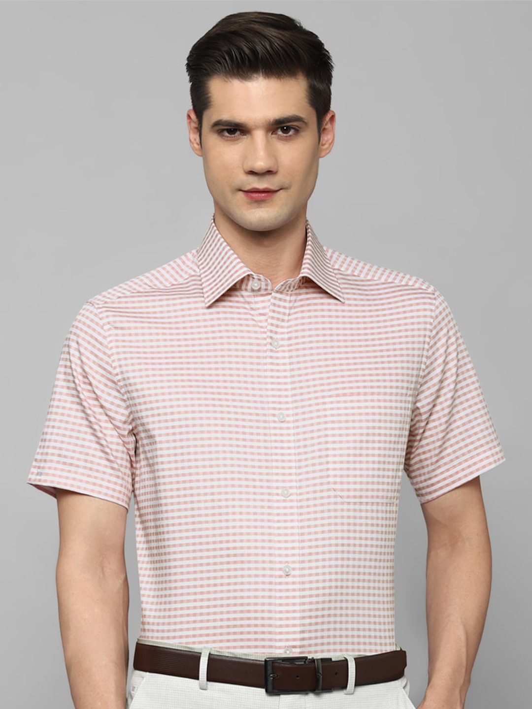 

Louis Philippe Opaque Micro Checks Checked Pure Cotton Formal Shirt, Red