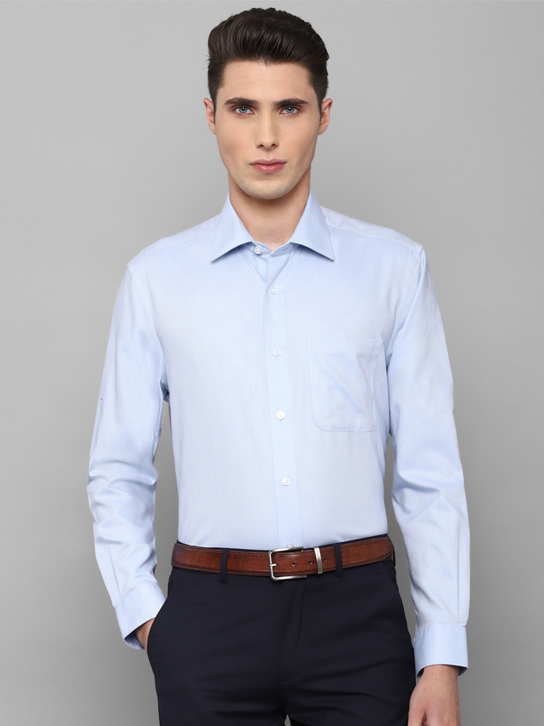 

Louis Philippe Textured Spread Collar Opaque Pure Cotton Formal Shirt, Blue
