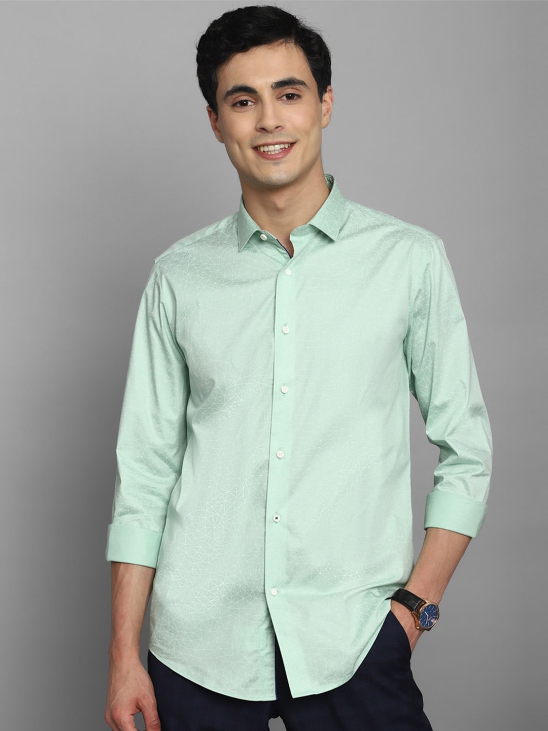 

Louis Philippe Sport Men Slim Fit Opaque Printed Casual Shirt, Green