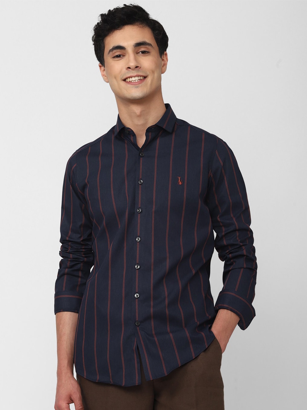 

SIMON CARTER LONDON Slim Fit Striped Pure Cotton Casual Shirt, Navy blue