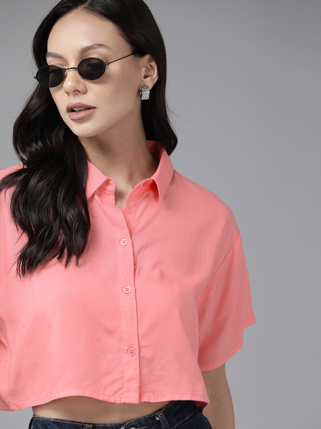 

Roadster Solid Opaque Cropped Casual Shirt, Pink