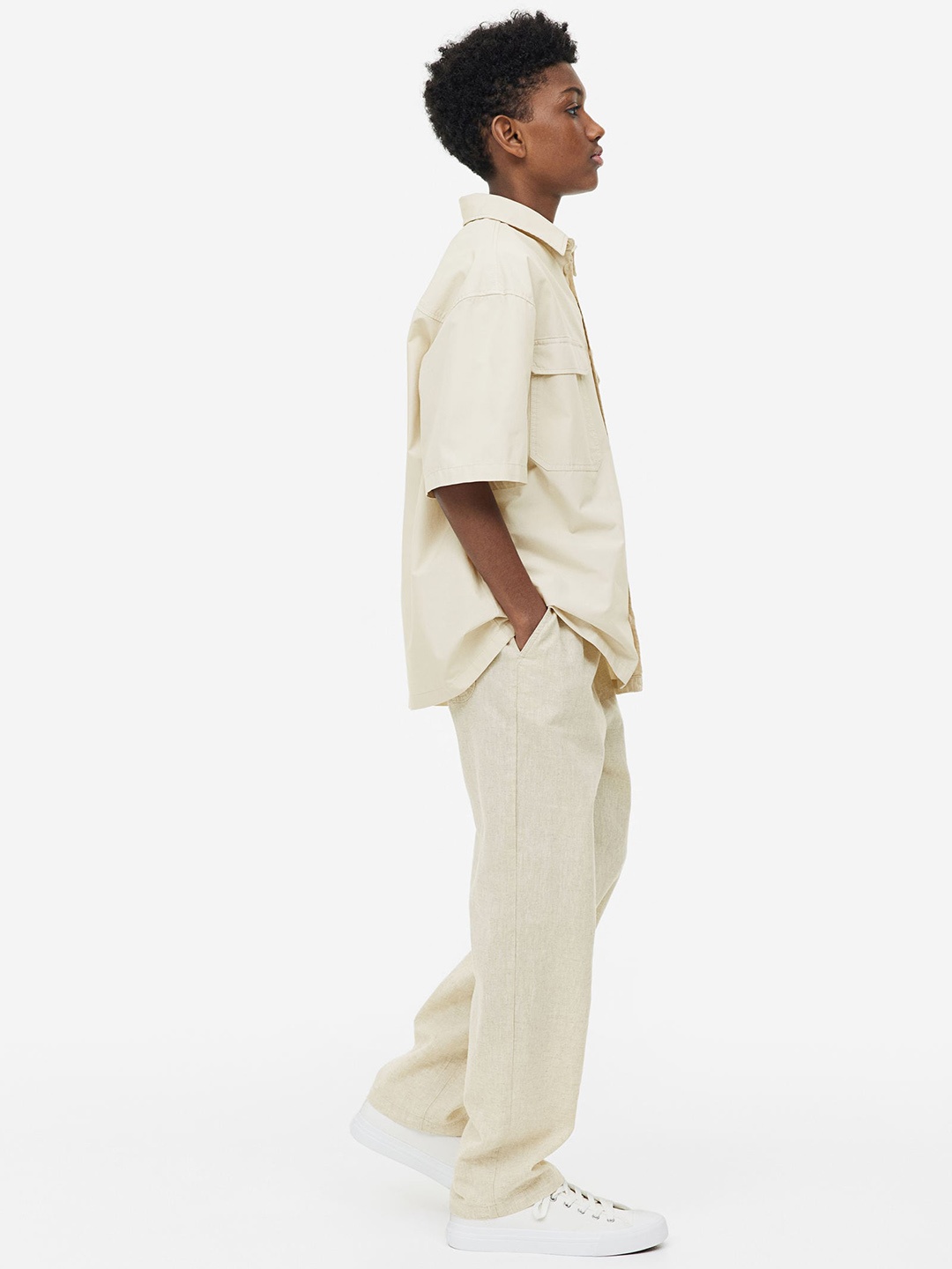 

H&M Boys Loose Fit Linen-Blend Trousers, Beige