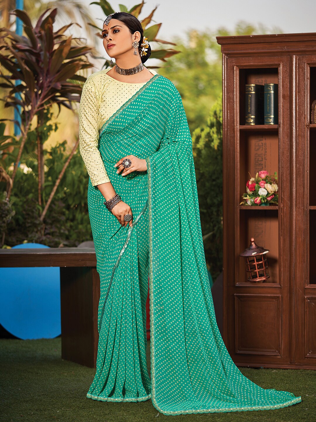 

Anouk Bandhani Pure Georgette Embellished Bandhani Saree, Sea green