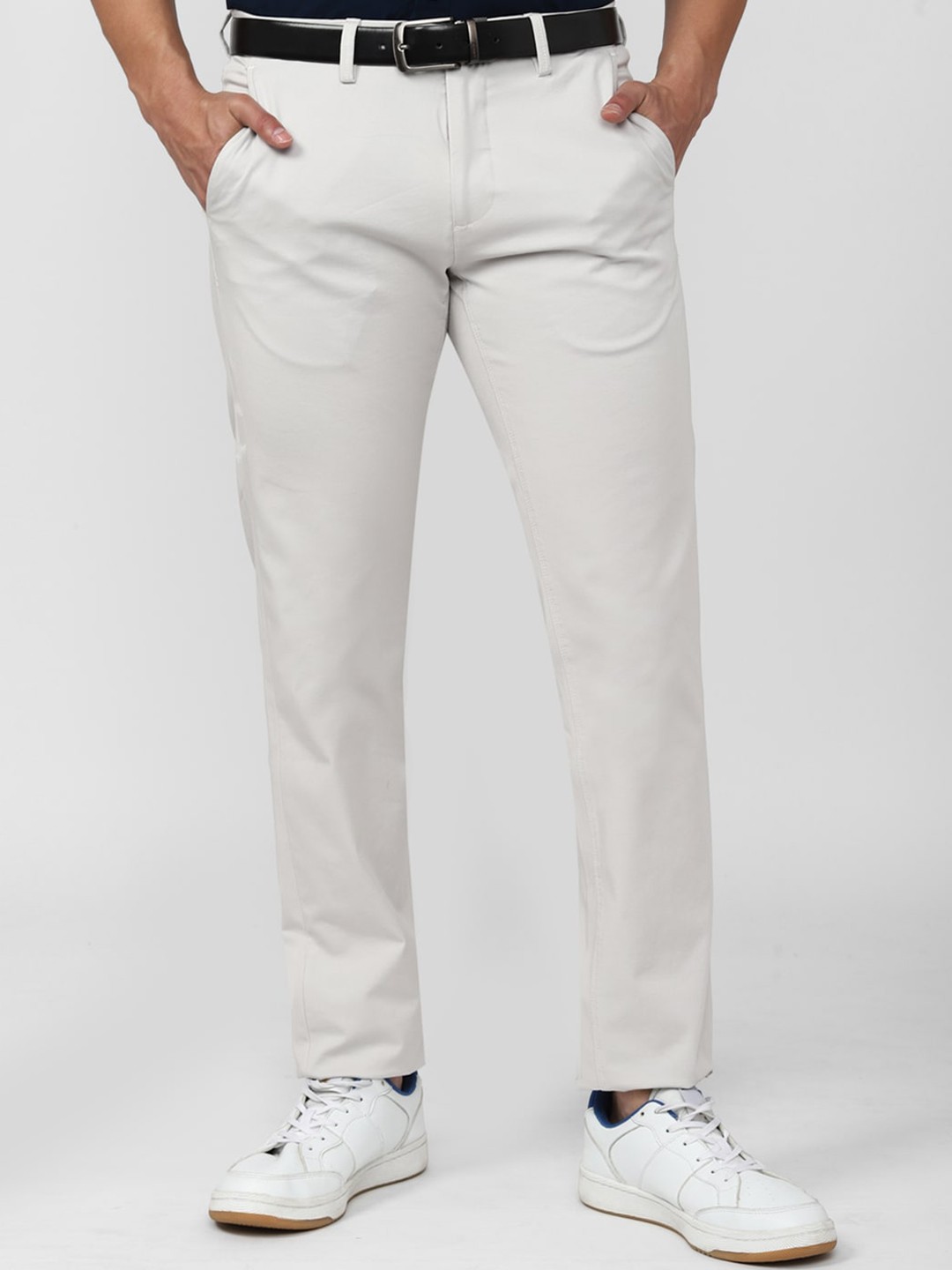 

Van Heusen Sport Men Slim Fit Trousers, Grey