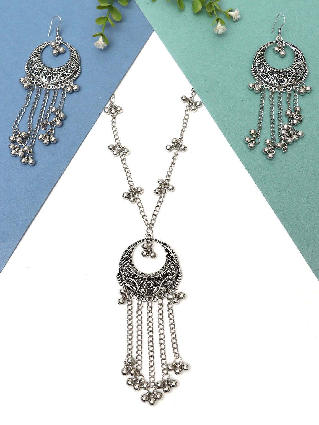 

Ozanoo Silver-Plated Oxidised Jewellery Set