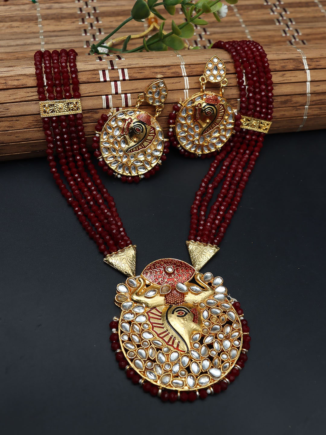 

Ozanoo Gold-Plated Stone Studded & Beaded Jewellery Set, Maroon