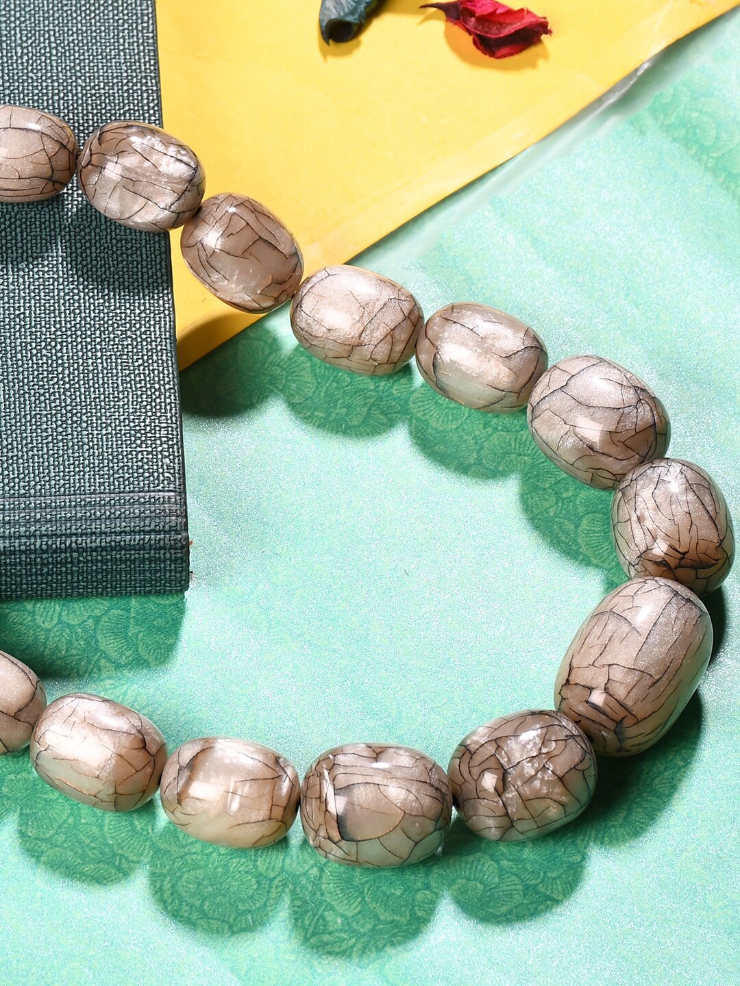

Bamboo Tree Jewels Artificial Beads Necklace, White