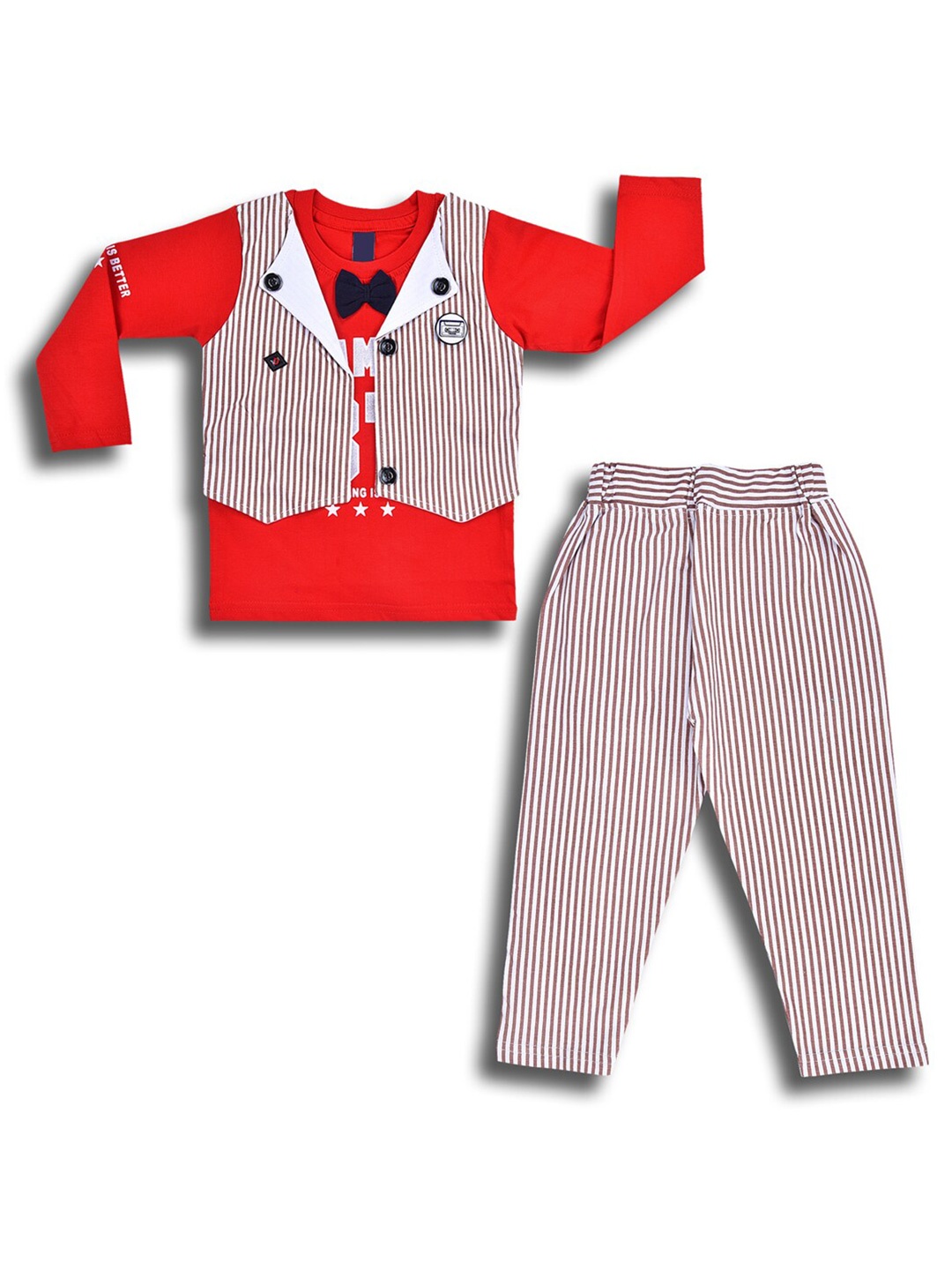 

Wish Karo Infant Boys Printed T-shirt with Shorts, Red
