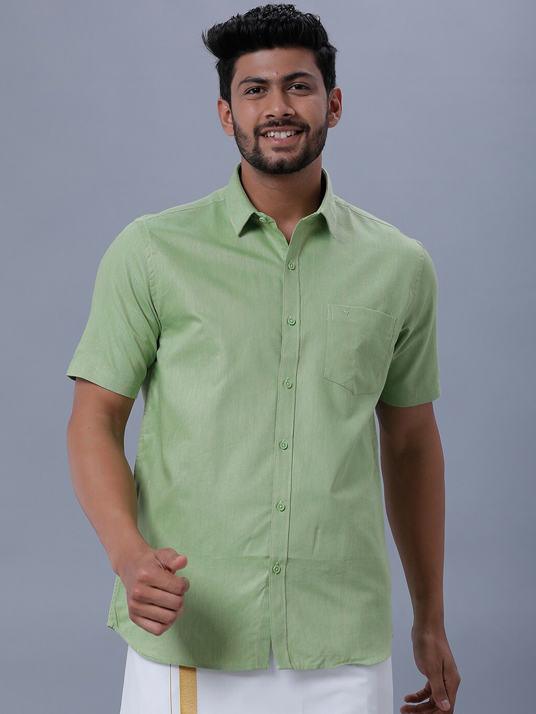 

Ramraj Spread Collar Short Sleeves Casual Shirt, Green